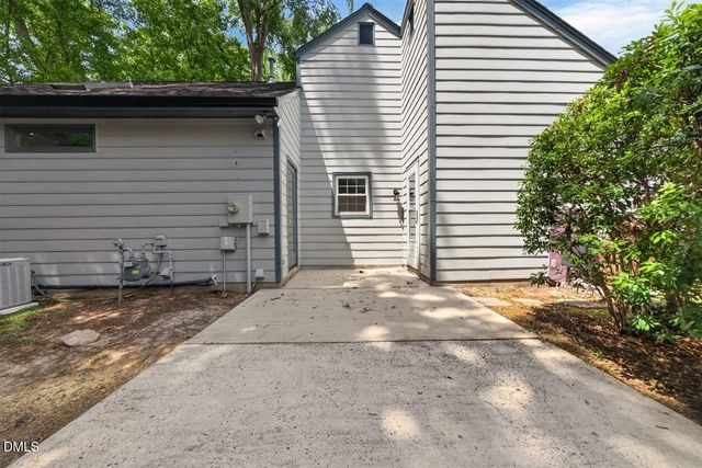 105 Ellsworth Place, Cary, NC 27511