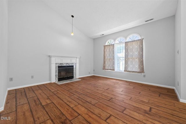 105 Ellsworth Place, Cary, NC 27511