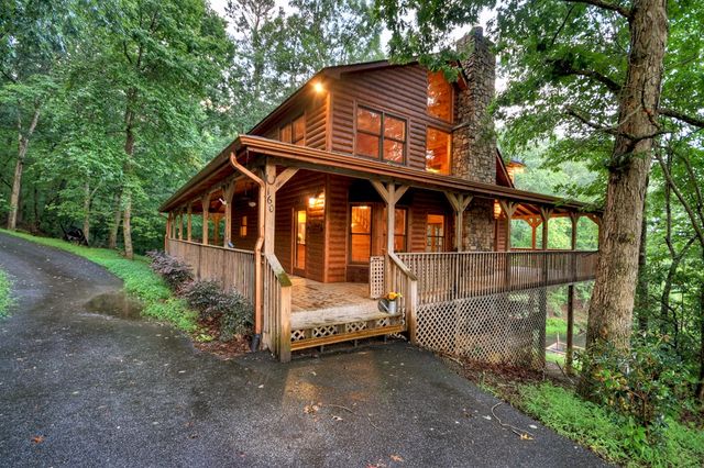 160 Mountain Field Drive, Suches, GA 30572