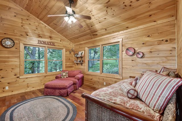 160 Mountain Field Drive, Suches, GA 30572