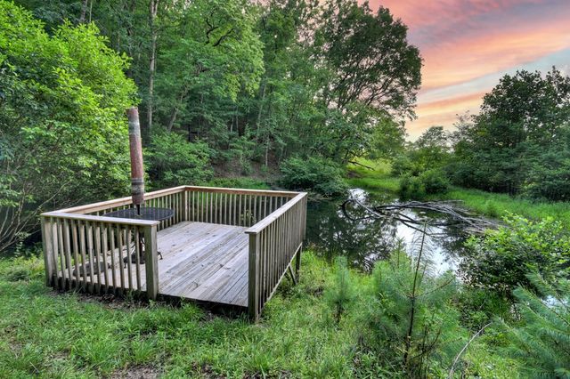 160 Mountain Field Drive, Suches, GA 30572