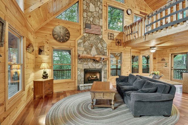 160 Mountain Field Drive, Suches, GA 30572