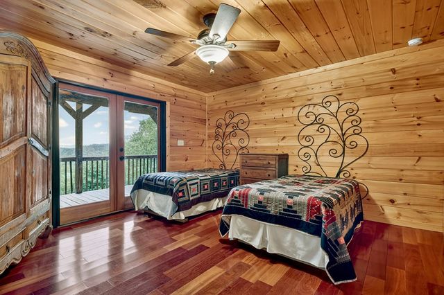 160 Mountain Field Drive, Suches, GA 30572