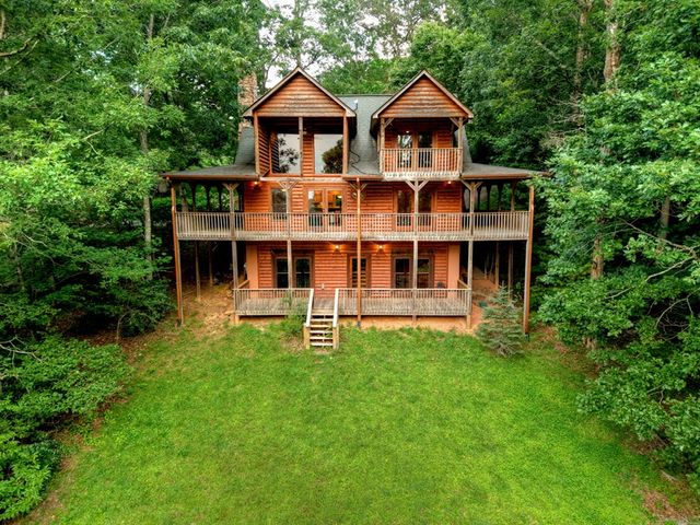 160 Mountain Field Drive, Suches, GA 30572