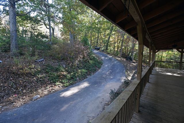 160 Mountain Field Drive, Suches, GA 30572