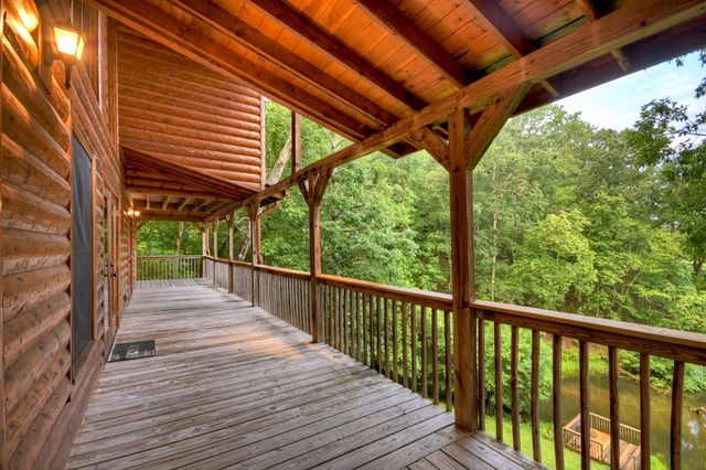 160 Mountain Field Drive, Suches, GA 30572