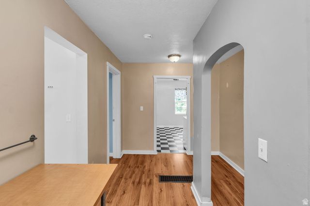 9147 W 3200 S, Magna, UT 84044