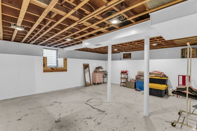 9147 W 3200 S, Magna, UT 84044