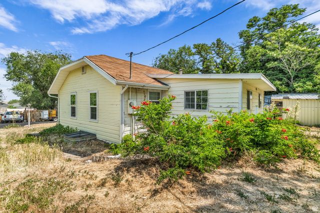 9147 W 3200 S, Magna, UT 84044