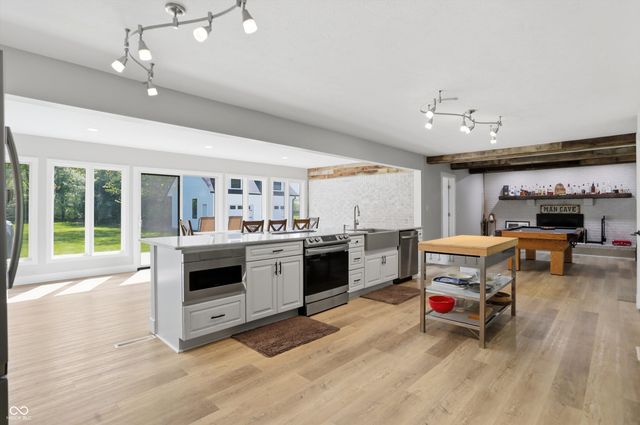 17133 Joliet Road, Westfield, IN 46074