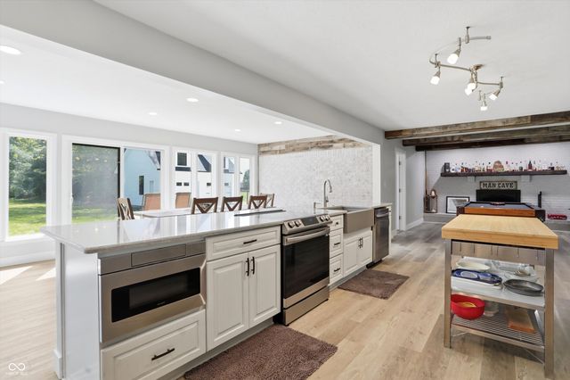 17133 Joliet Road, Westfield, IN 46074