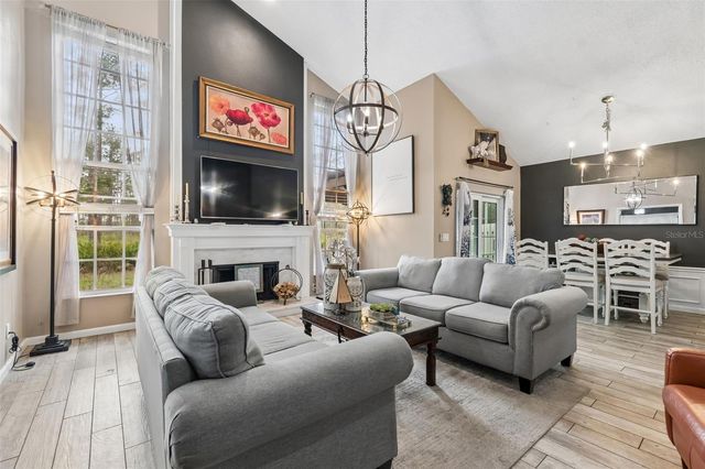 9421 WILLOW COVE COURT, Tampa, FL 33647