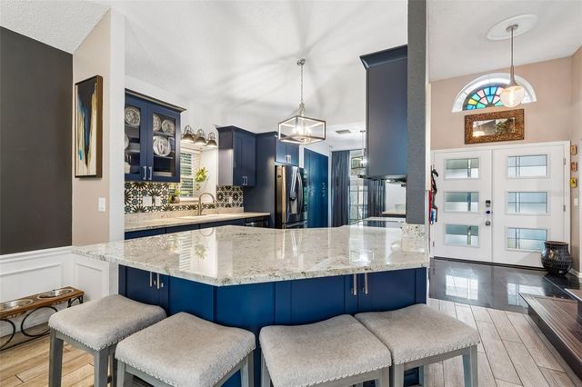 9421 WILLOW COVE COURT, Tampa, FL 33647