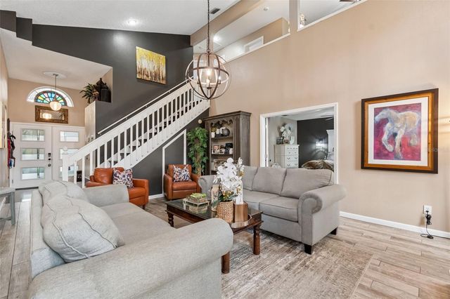 9421 WILLOW COVE COURT, Tampa, FL 33647