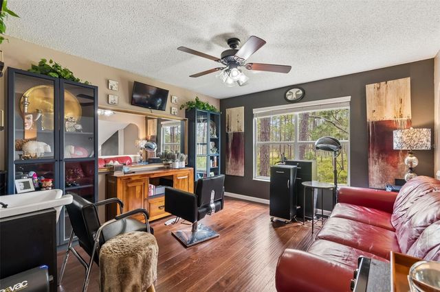 9421 WILLOW COVE COURT, Tampa, FL 33647