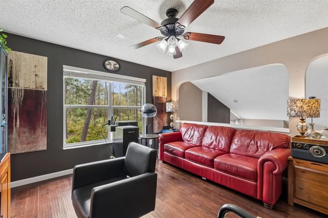 9421 WILLOW COVE COURT, Tampa, FL 33647