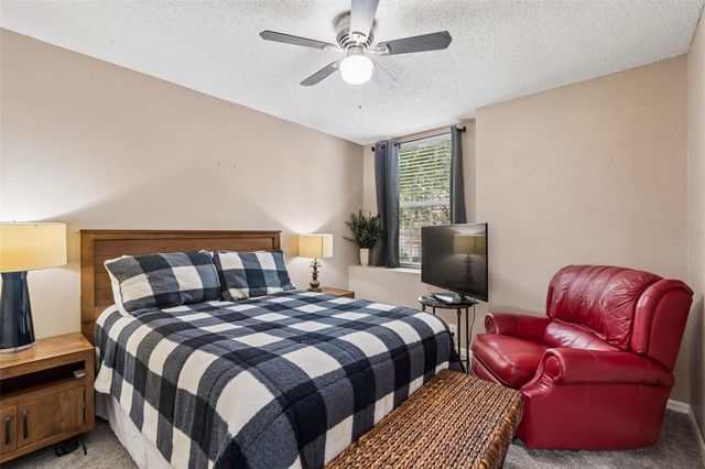 9421 WILLOW COVE COURT, Tampa, FL 33647