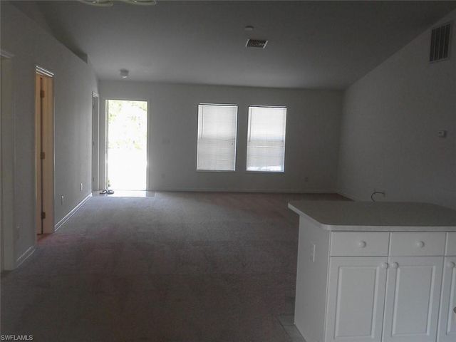 1407 10th ST, Lehigh Acres, FL 33972