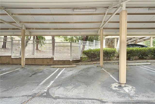 5728 Oak Bend Lane 310, Oak Park, CA 91377