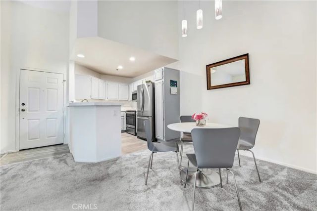 5728 Oak Bend Lane 310, Oak Park, CA 91377