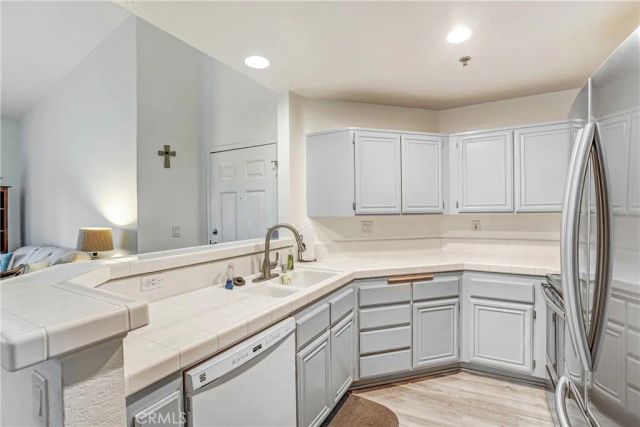 5728 Oak Bend Lane 310, Oak Park, CA 91377