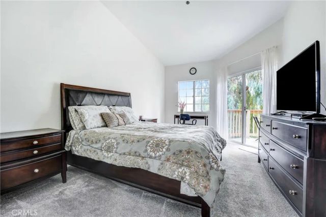 5728 Oak Bend Lane 310, Oak Park, CA 91377