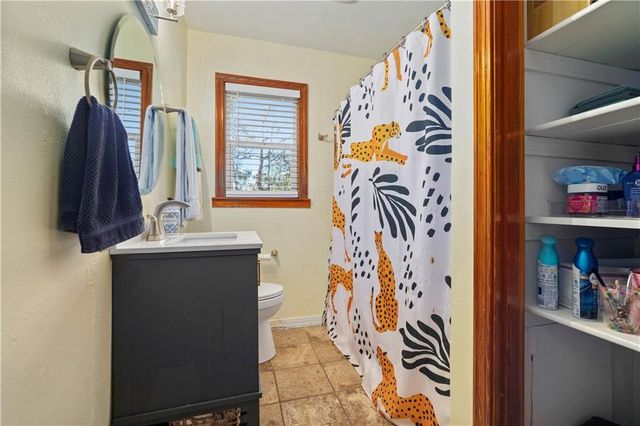 672 Tarawa Drive, Mobile, AL 36609