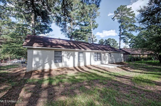 226 N Shenandoah Road, Brandon, MS 39047