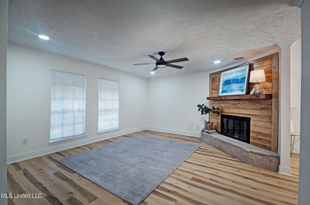 226 N Shenandoah Road, Brandon, MS 39047
