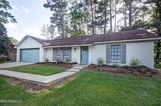 226 N Shenandoah Road, Brandon, MS 39047