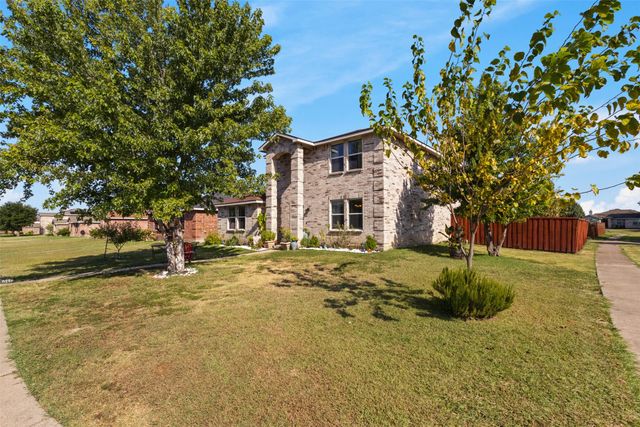 1034 Hollow Oak Road, Lancaster, TX 75134