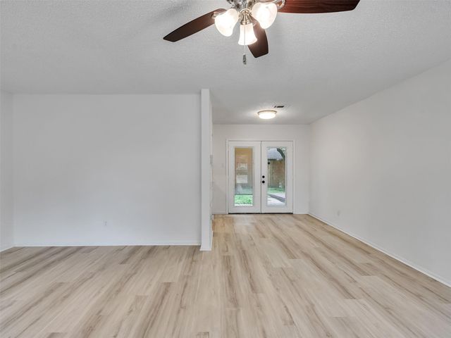 3915 Brumbelow Street, Rosenberg, TX 77471