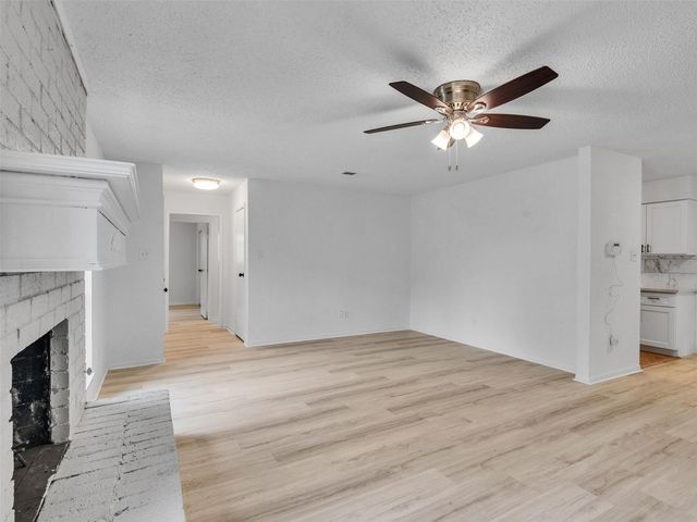 3915 Brumbelow Street, Rosenberg, TX 77471