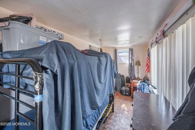 213 Manapaqua Avenue, Lakehurst, NJ 08733