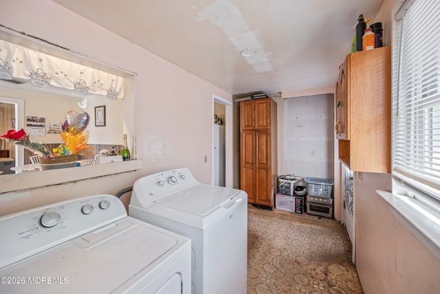 213 Manapaqua Avenue, Lakehurst, NJ 08733