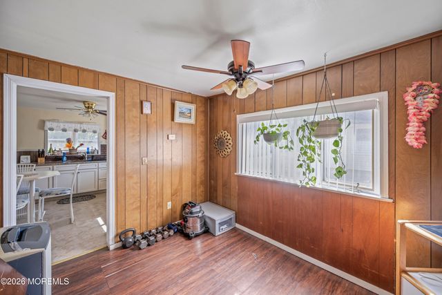 213 Manapaqua Avenue, Lakehurst, NJ 08733