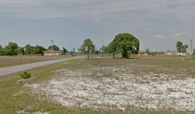 2942 NW 26th Street, Cape Coral, FL 33993
