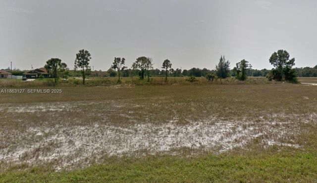 2942 NW 26th Street, Cape Coral, FL 33993