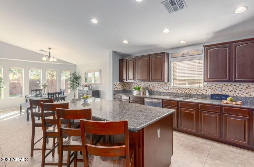 23221 N 40TH Way, Phoenix, AZ 85050 — photo 2