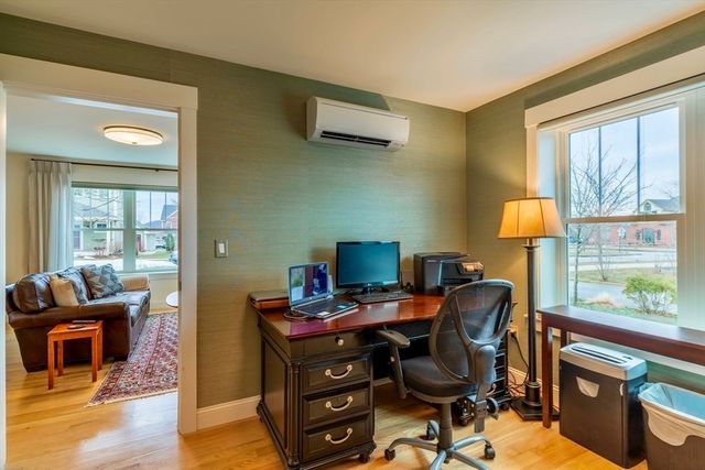 29 Ford Crossing, Northampton, MA 01060