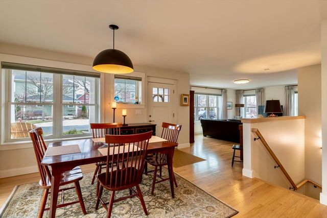 29 Ford Crossing, Northampton, MA 01060