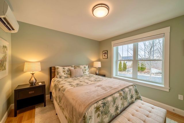 29 Ford Crossing, Northampton, MA 01060