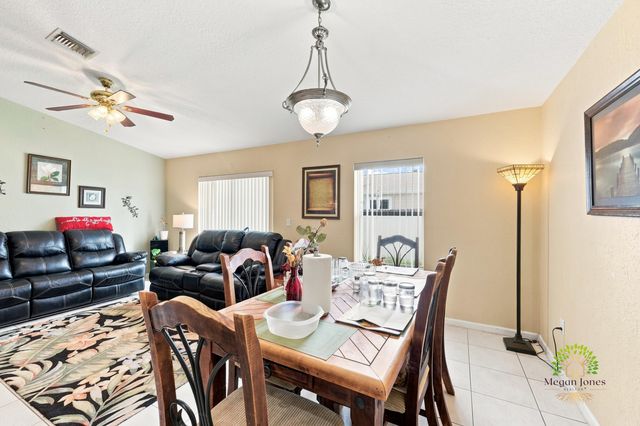 5863 AZALEA Circle, West Palm Beach, FL 33415