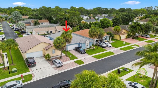 5863 AZALEA Circle, West Palm Beach, FL 33415