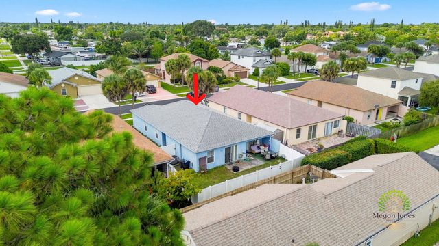 5863 AZALEA Circle, West Palm Beach, FL 33415