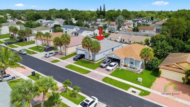 5863 AZALEA Circle, West Palm Beach, FL 33415