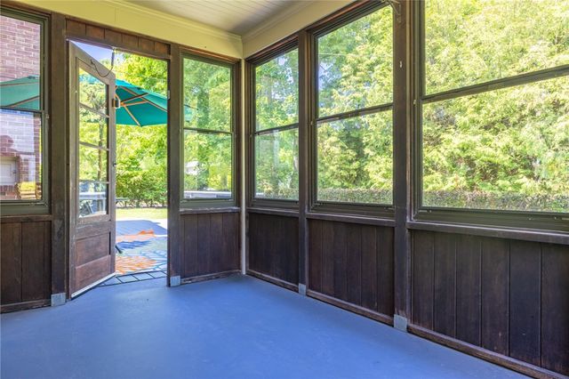 170 Edgemoor Road, Brighton, NY 14618