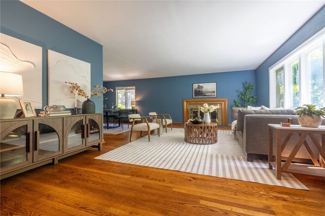 170 Edgemoor Road, Brighton, NY 14618
