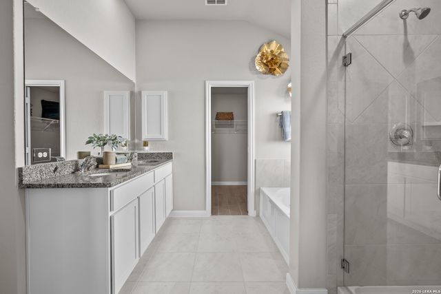 241 Gathering Drive, San Antonio, TX 78245