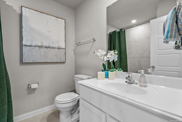 241 Gathering Drive, San Antonio, TX 78245